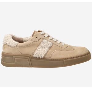 Warm sneakers. Suede leather. NEW! Women US sizes.